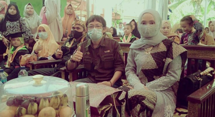Lama tak terdengar kabarnya, ini yang dilakukan Umroh May Magendha