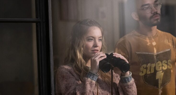 The Voyeurs : Sensasi 'Erotic Thriller' yang dangkal intrik