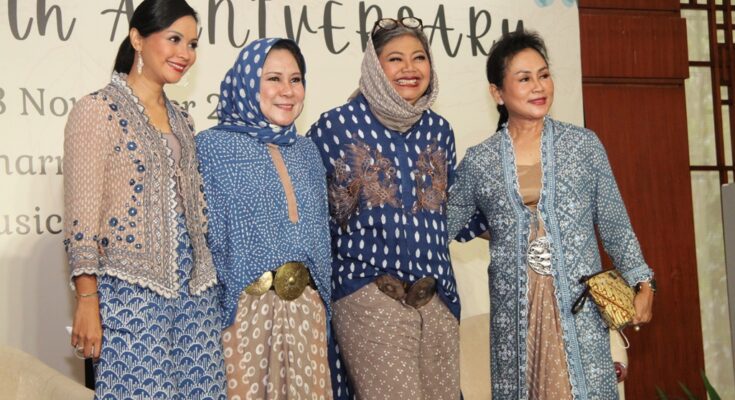 Dua belas tahun sudah, Novita Yunus hadirkan Batic Chic