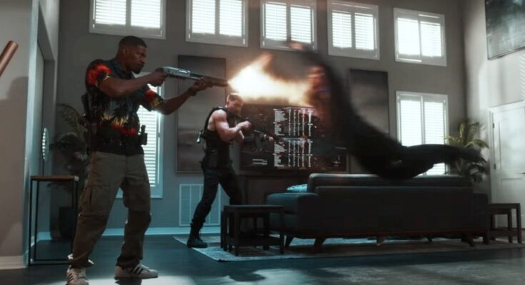Kini aktor Jamie Foxx berburu Vampir "Day Shift" demi keluarganya