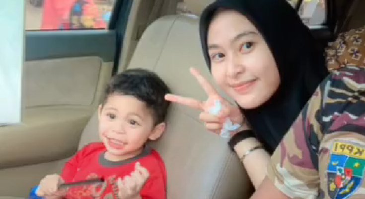 Ternyata Almarhum Elisa Siti Mulyani Adik Kandung Artis Ratu Erina
