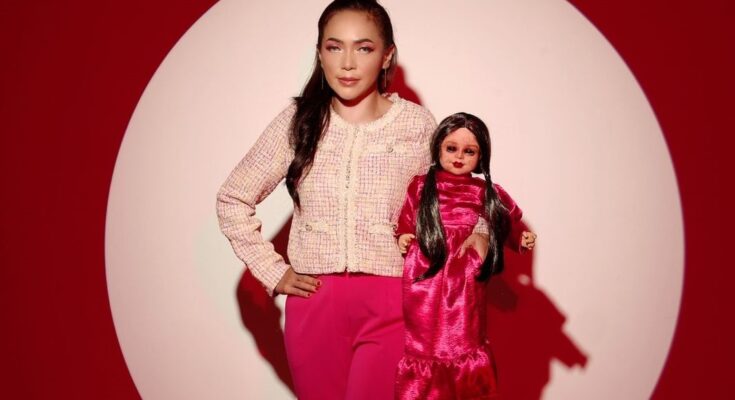 Sambut Valentine Furi Harun Rilis Boneka Valentina dan Valeria