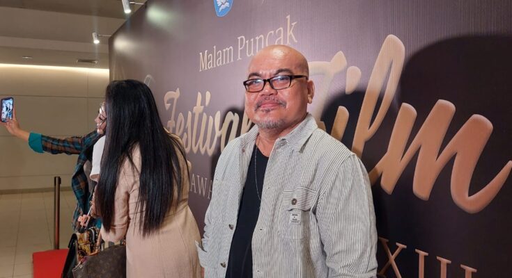 Kata Roby Bo Tentang Romansa Di Film "Mencium Hujan"