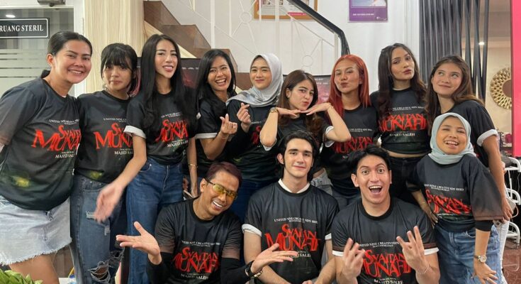 Red Carpet "Syaitan Munafik" Belasan Artis Indonesia Hadir!