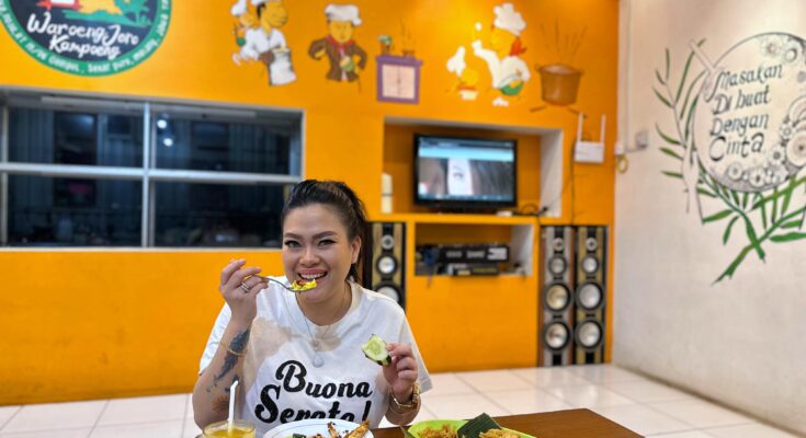 Pelesiran Kuliner Ala Irene Guerrero Di "Waroeng Jero Kampoeng"