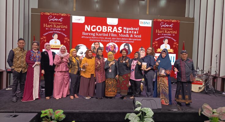 trisno buyil dan ngobras